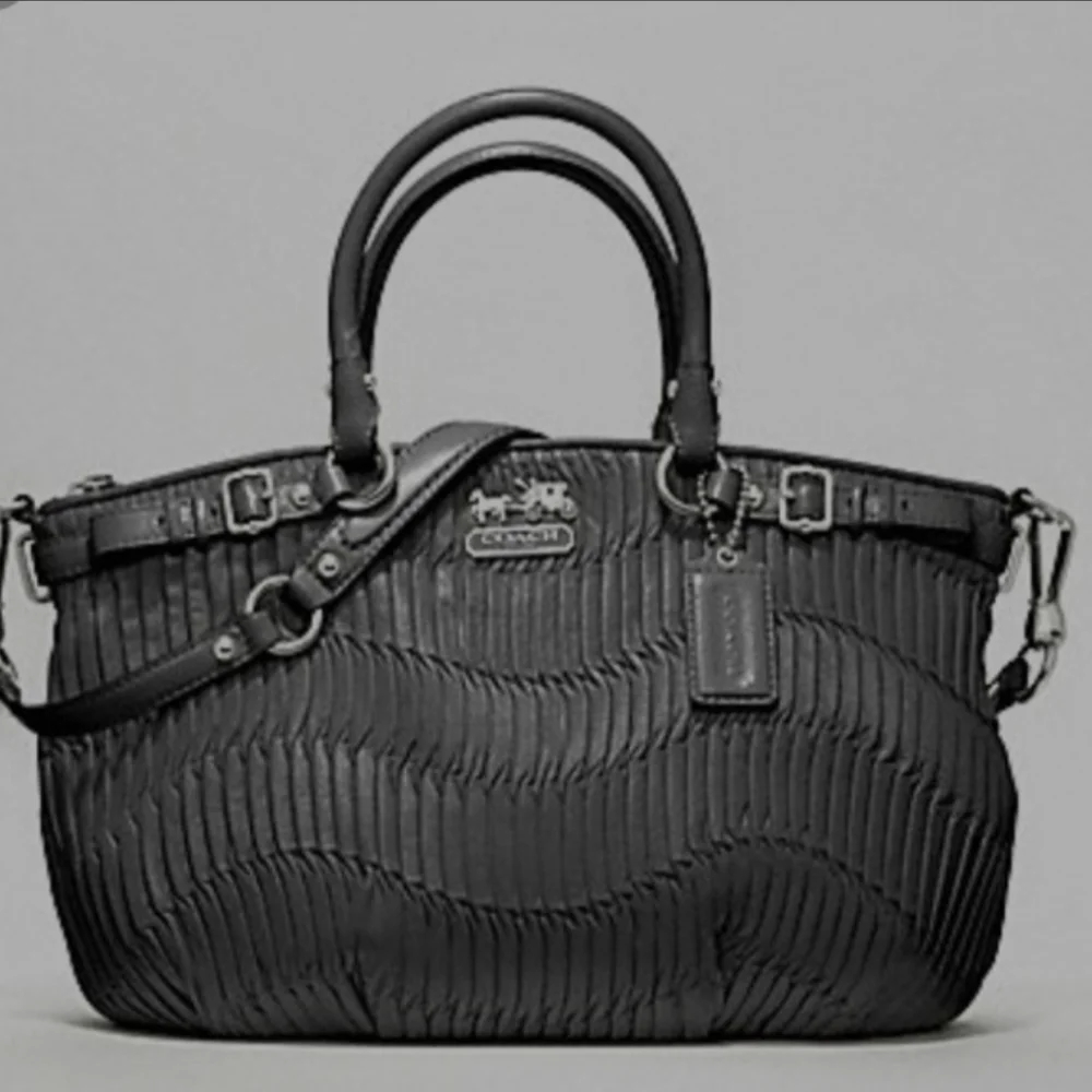 Coach Madison gathered leather bag